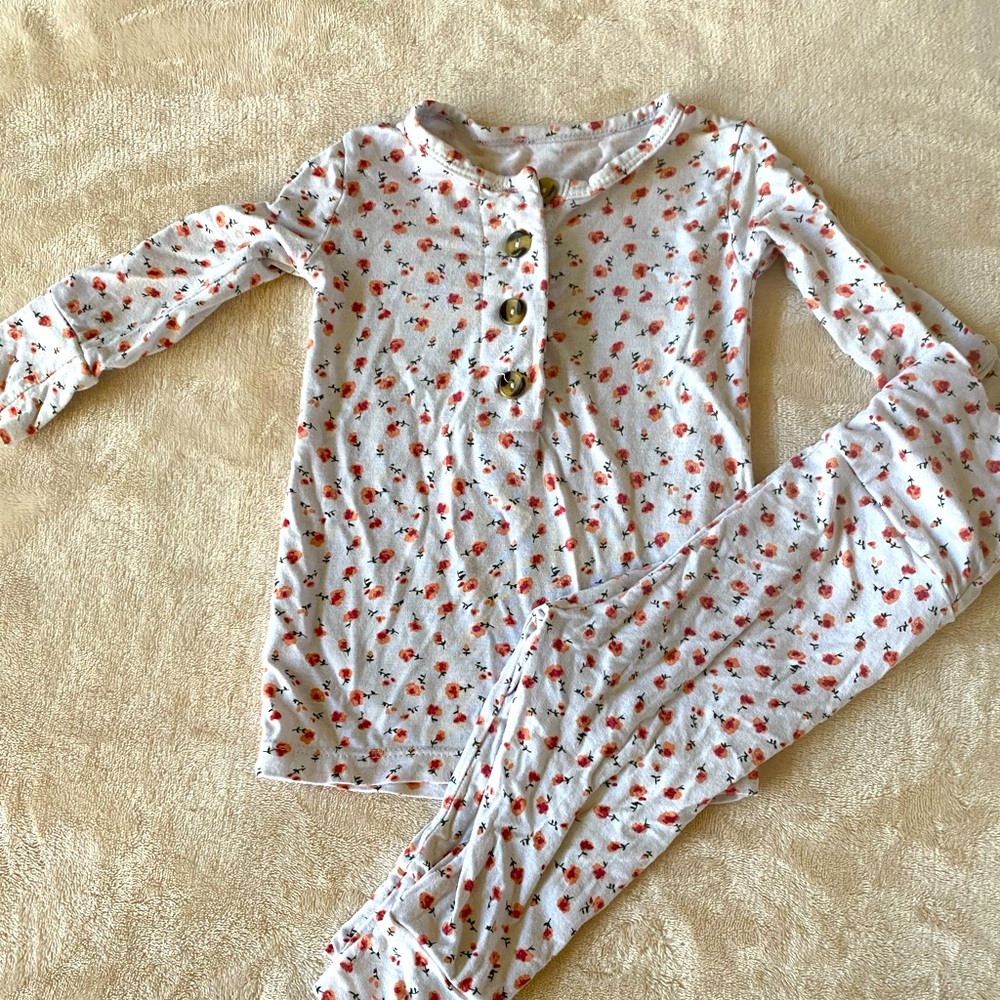 Lou Lou Co Top Bottom Set - pink flowers